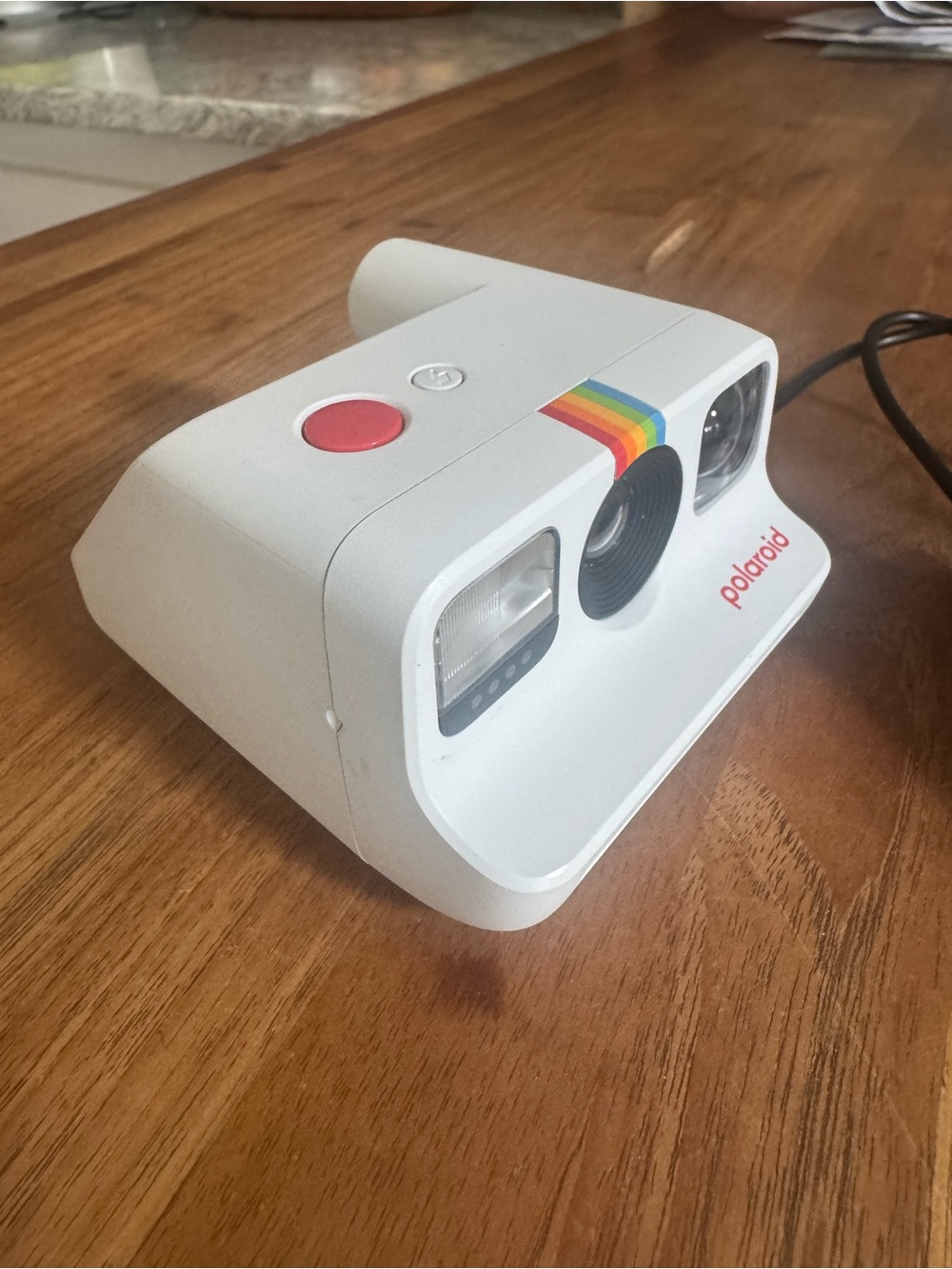 Polaroid Go Mini Instant Camera White + Charger Cord | Y2K Aesthetic - Picture 2 of 4